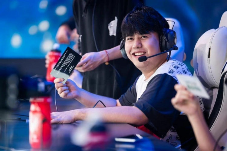 步影响裁判 步影响裁判