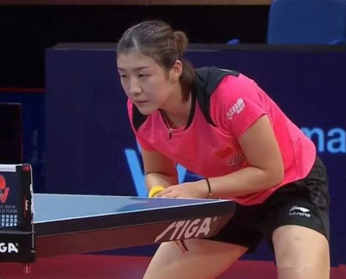 论拉回到样 论拉回到样